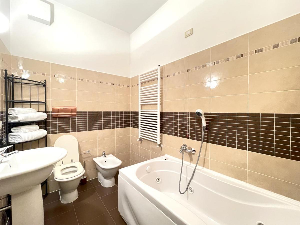 Appartement Accomodo Mit48 Trivanotortona à Milan Extérieur photo